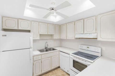 Copropriété à vendre à Palm Beach, Floride: 2 chambres, 109.25 m2 № 945986 - photo 27