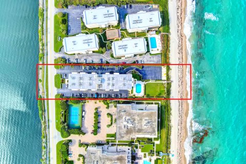 Copropriété à vendre à Palm Beach, Floride: 2 chambres, 109.25 m2 № 945986 - photo 3