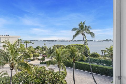 Copropriété à vendre à Palm Beach, Floride: 2 chambres, 109.25 m2 № 945986 - photo 19