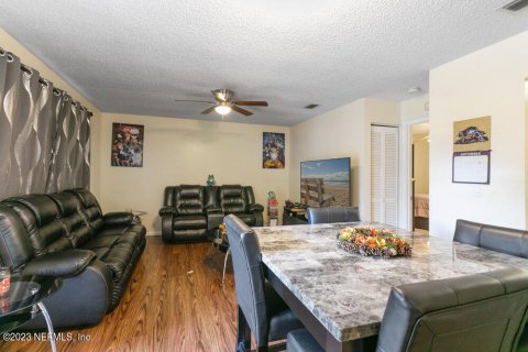 Immobilier commercial à vendre à Jacksonville, Floride: 2 chambres, 122.63 m2 № 772912 - photo 4