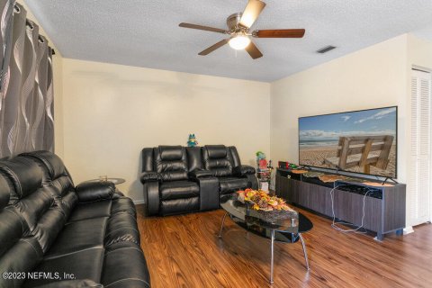 Immobilier commercial à vendre à Jacksonville, Floride: 2 chambres, 122.63 m2 № 772912 - photo 6