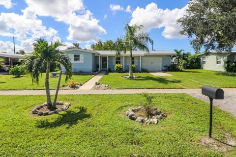 Villa ou maison à vendre à Port Charlotte, Floride: 3 chambres, 75.44 m2 № 1383467 - photo 6