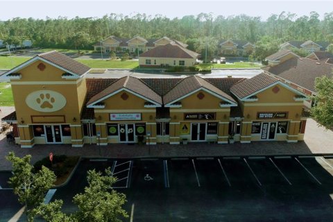 Immobilier commercial à vendre à North Port, Floride: 364.55 m2 № 551871 - photo 2