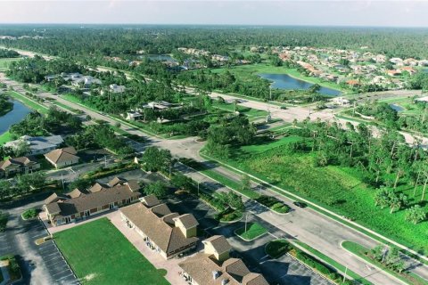 Immobilier commercial à vendre à North Port, Floride: 364.55 m2 № 551871 - photo 22