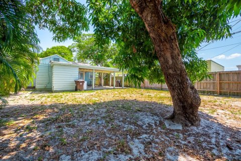 House in West Palm Beach, Florida 3 bedrooms, 85.47 sq.m. № 1216196 - photo 2