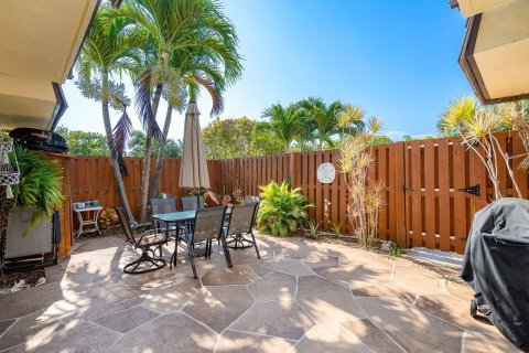 Townhouse in Jupiter, Florida 2 bedrooms, 119.66 sq.m. № 1216250 - photo 18