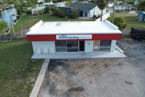 Commercial property in Port Charlotte, Florida 258.27 sq.m. № 793833 - photo 8