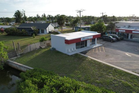 Commercial property in Port Charlotte, Florida 258.27 sq.m. № 793833 - photo 18