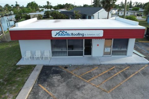 Commercial property in Port Charlotte, Florida 258.27 sq.m. № 793833 - photo 7