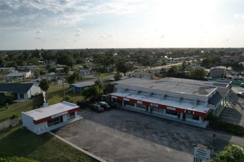 Commercial property in Port Charlotte, Florida 258.27 sq.m. № 793833 - photo 12