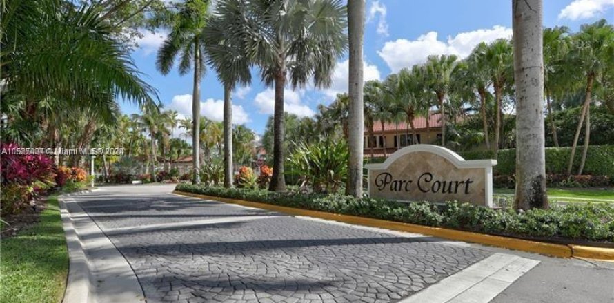 Condominio en Plantation, Florida, 1 dormitorio  № 1177973