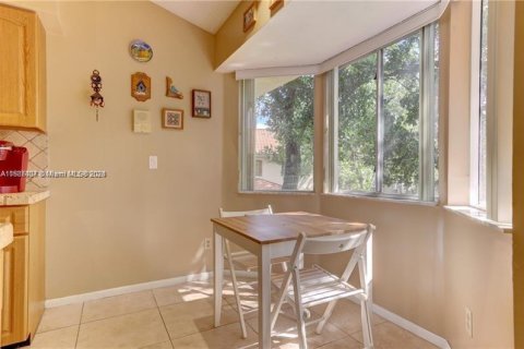 Condo in Plantation, Florida, 1 bedroom  № 1177973 - photo 10