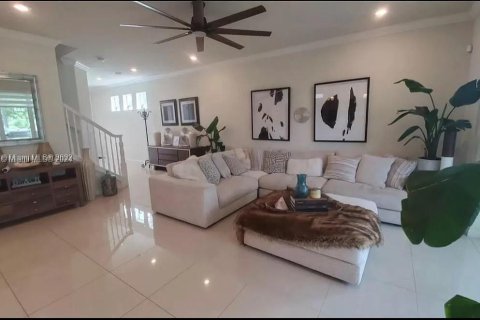 Villa ou maison à vendre à Hollywood, Floride: 5 chambres, 232.35 m2 № 1095925 - photo 23