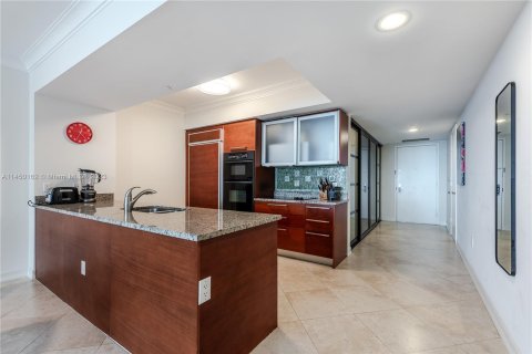 Condominio en venta en Hallandale Beach, Florida, 3 dormitorios, 144.37 m2 № 710304 - foto 11