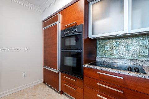Condominio en venta en Hallandale Beach, Florida, 3 dormitorios, 144.37 m2 № 710304 - foto 9