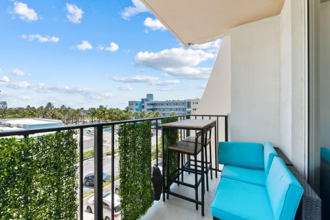 Copropriété à vendre à Pompano Beach, Floride: 2 chambres, 86.68 m2 № 1183326 - photo 2