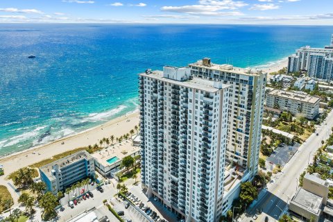 Condominio en venta en Pompano Beach, Florida, 2 dormitorios, 86.68 m2 № 1183326 - foto 20