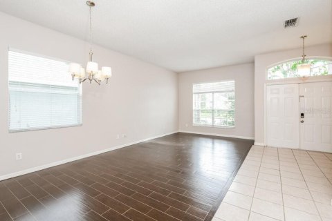 Villa ou maison à louer à Orlando, Floride: 4 chambres, 178.19 m2 № 1352640 - photo 6