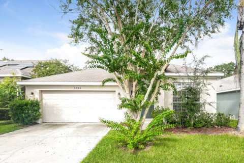 Villa ou maison à louer à Orlando, Floride: 4 chambres, 178.19 m2 № 1352640 - photo 1