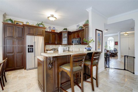 Townhouse in Miami, Florida 4 bedrooms, 199.93 sq.m. № 1360610 - photo 14