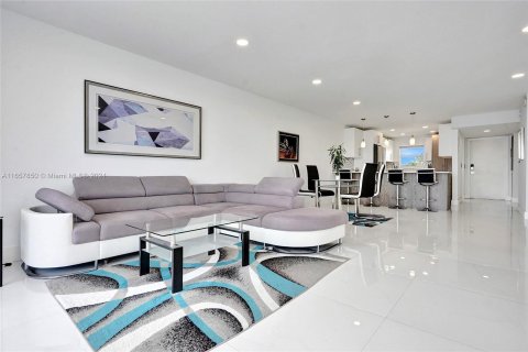 Condominio en venta en Fort Lauderdale, Florida, 2 dormitorios, 123.56 m2 № 1360611 - foto 9