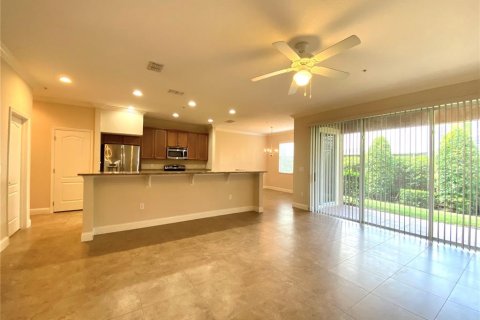 Townhouse in Maitland, Florida 3 bedrooms, 201.32 sq.m. № 1356458 - photo 5