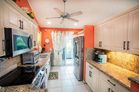 Condominio en venta en Jensen Beach, Florida, 2 dormitorios, 111.85 m2 № 890285 - foto 27