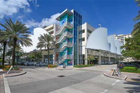 Copropriété à vendre à Pompano Beach, Floride: 1 chambre, 88.26 m2 № 1231460 - photo 9