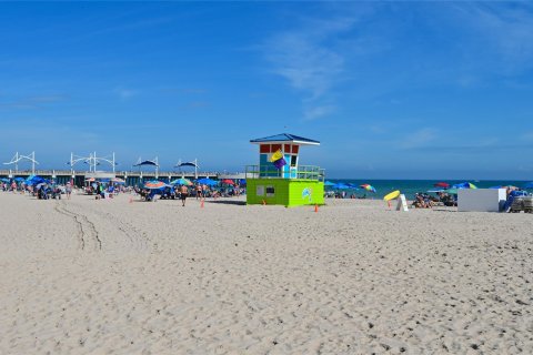 Condo in Pompano Beach, Florida, 1 bedroom  № 1231460 - photo 2