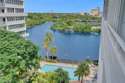 Condominio en venta en Fort Lauderdale, Florida, 1 dormitorio, 83.24 m2 № 1355295 - foto 12