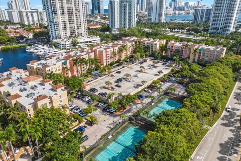 Condominio en venta en Aventura, Florida, 2 dormitorios, 109.62 m2 № 1355298 - foto 27