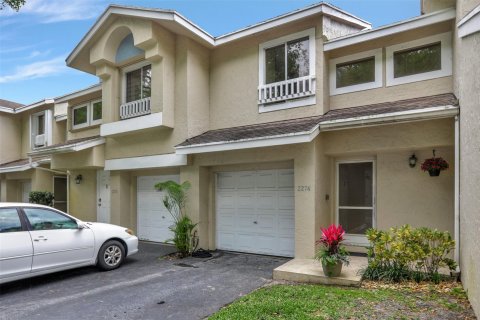 Townhouse in Deerfield Beach, Florida 2 bedrooms, 132.76 sq.m. № 1077776 - photo 4