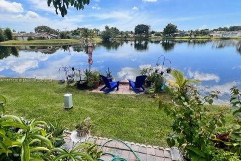 Touwnhouse à vendre à Coconut Creek, Floride: 2 chambres, 113.71 m2 № 1237749 - photo 14