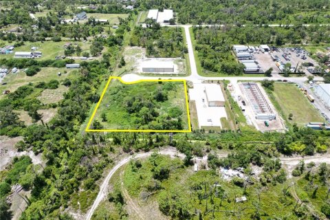 Terreno en venta en Englewood, Florida № 1312916 - foto 12