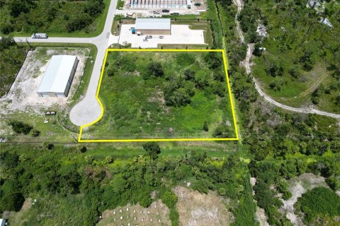 Terreno en venta en Englewood, Florida № 1312916 - foto 5