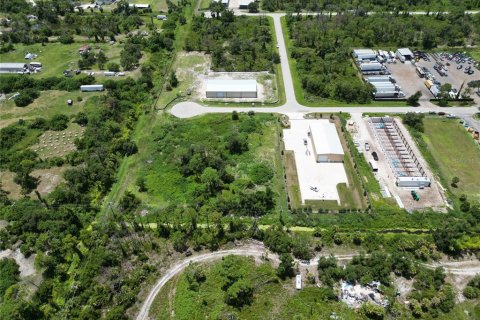 Terreno en venta en Englewood, Florida № 1312916 - foto 16