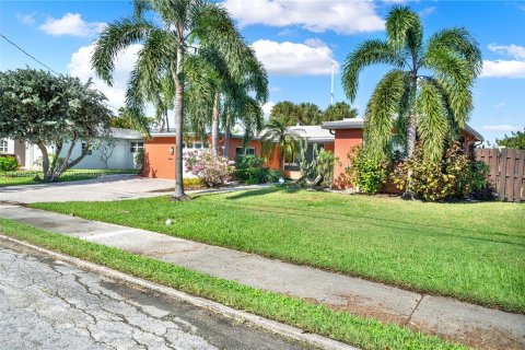 Villa ou maison à vendre à Fort Lauderdale, Floride: 4 chambres, 247.31 m2 № 886031 - photo 27