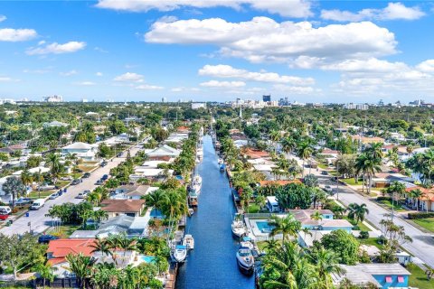 Villa ou maison à vendre à Fort Lauderdale, Floride: 4 chambres, 247.31 m2 № 886031 - photo 20