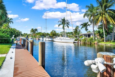 Villa ou maison à vendre à Fort Lauderdale, Floride: 4 chambres, 247.31 m2 № 886031 - photo 25