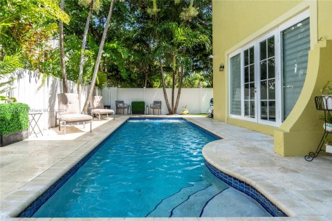 Townhouse in Fort Lauderdale, Florida 4 bedrooms, 240.25 sq.m. № 1272362 - photo 5