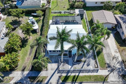 Villa ou maison à vendre à Punta Gorda, Floride: 3 chambres, 87.79 m2 № 962754 - photo 3