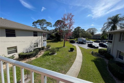 Condo in Port St. Lucie, Florida, 1 bedroom  № 1187145 - photo 15