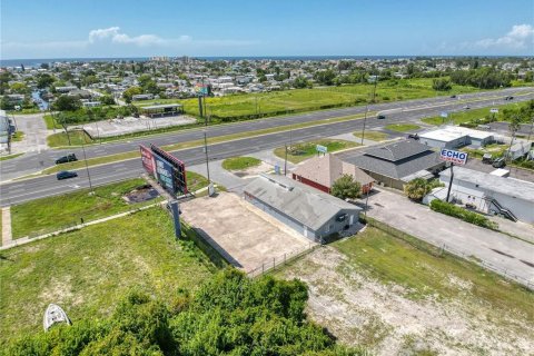 Propiedad comercial en venta en Hudson, Florida, 267.56 m2 № 1339084 - foto 28