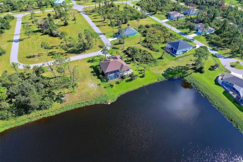 Casa en venta en Placida, Florida, 3 dormitorios, 186.27 m2 № 1339973 - foto 2