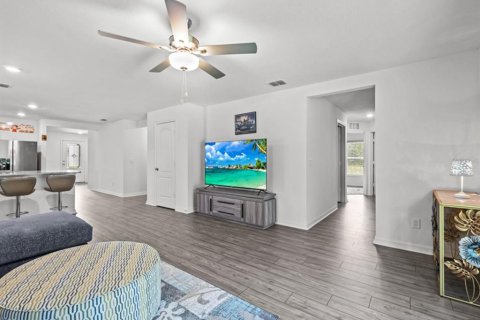 Villa ou maison à vendre à Kissimmee, Floride: 4 chambres, 171.78 m2 № 1296542 - photo 6