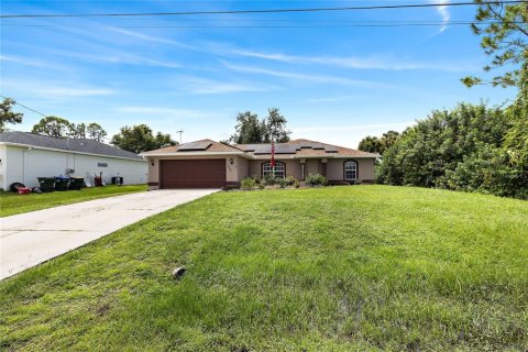 Villa ou maison à vendre à North Port, Floride: 4 chambres, 145.11 m2 № 1338397 - photo 3