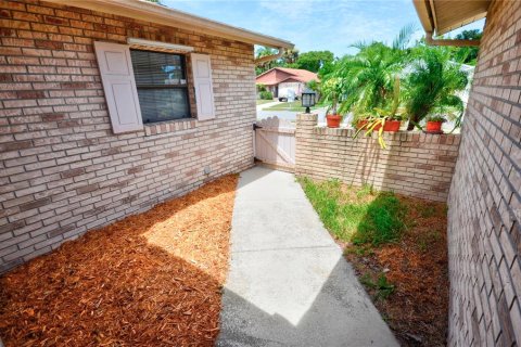 Duplex in Edgewater, Florida 2 bedrooms, 87.51 sq.m. № 1289821 - photo 28