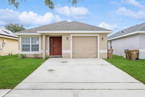 House in Kissimmee, Florida 3 bedrooms, 104.61 sq.m. № 1289740 - photo 1