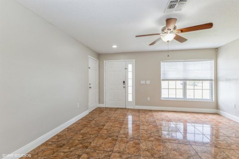 Villa ou maison à vendre à Kissimmee, Floride: 3 chambres, 104.61 m2 № 1289740 - photo 6