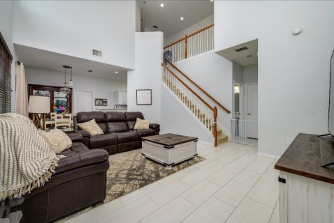 Casa en venta en Tampa, Florida, 4 dormitorios, 163.69 m2 № 1314476 - foto 4